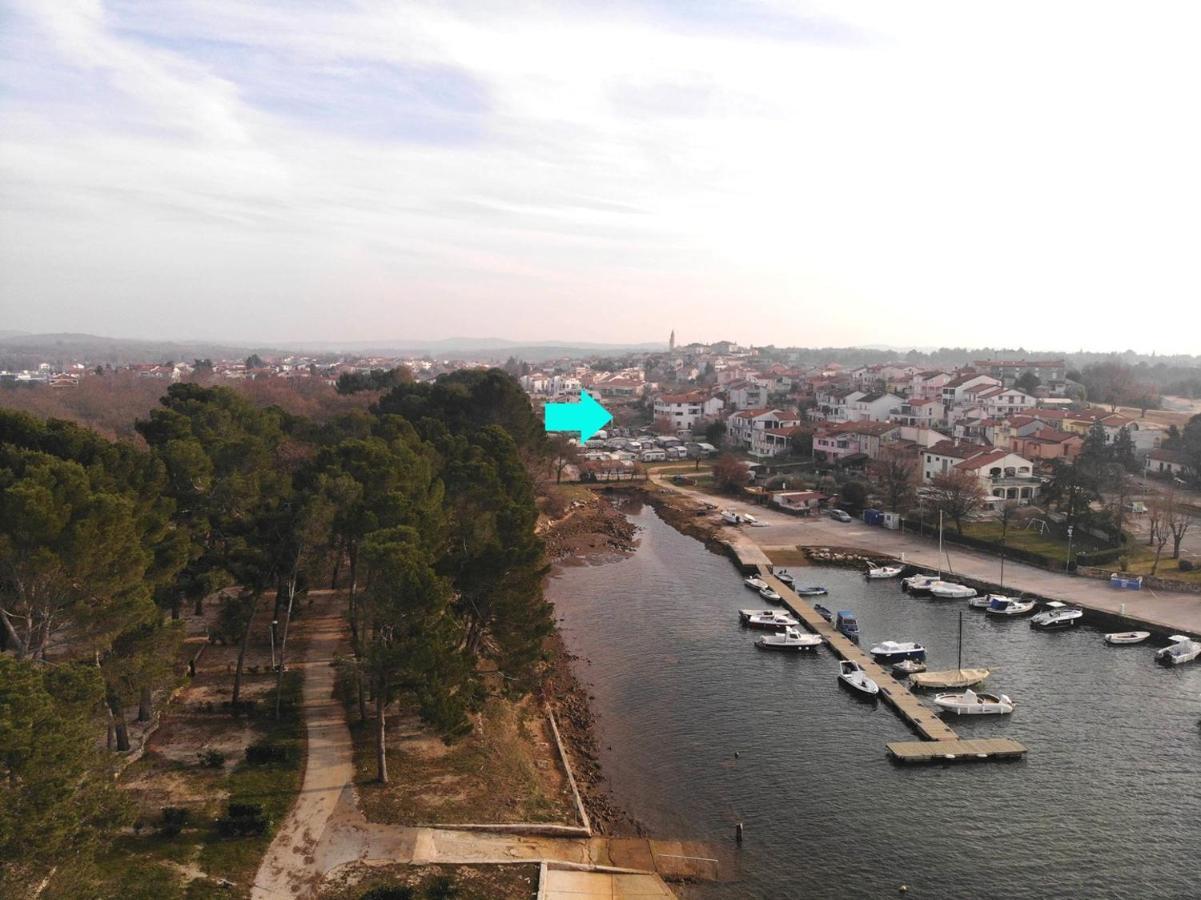 Anamarija Apartments Near The Beach And The Fantastic Adria Sea With Over 10 Small Islands Close By Funtana Exterior foto